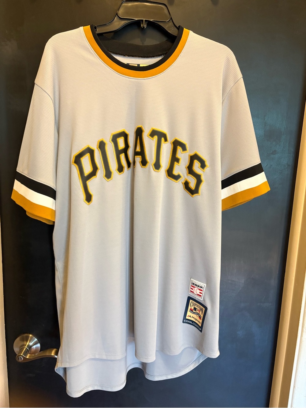 Pittsburgh Pirates Majestic Cooperstown Coll Jersey Mens XL Willie Stargell #8